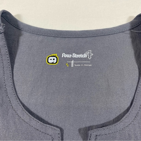 Scrubs Nurses Jacket women’s M-L Long Sleeve button Down Pockets - Picture 2 of 10